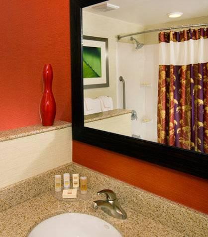 Hotel Courtyard Westchase 3*